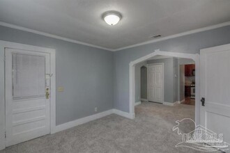 1717 W Government St in Pensacola, FL - Building Photo - Building Photo