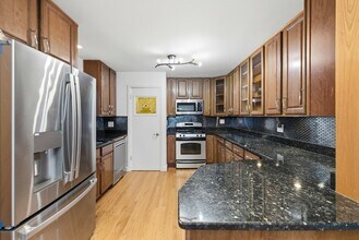 4656 N Narragansett Ave in Harwood Heights, IL - Building Photo - Building Photo