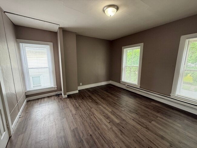 922 N 8th St, Unit Apt 3