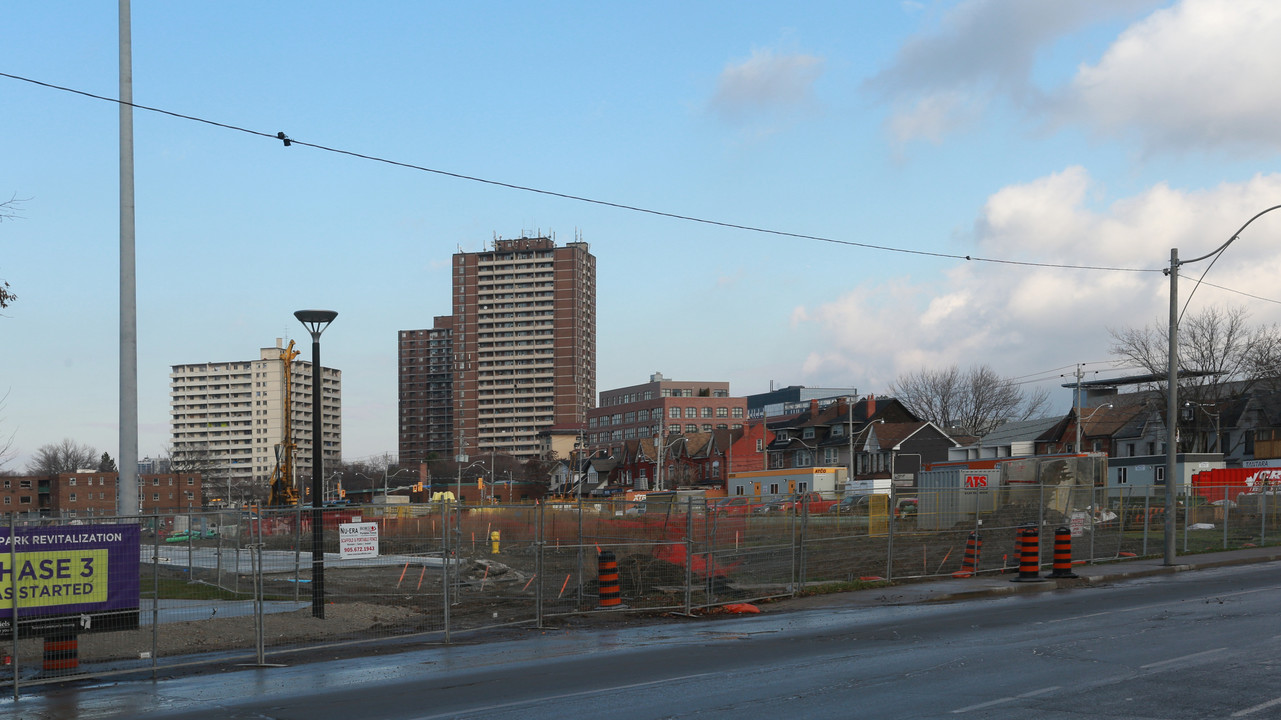 42 Blevins Pl in Toronto, ON - Building Photo