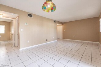 4923 Vincennes Ct in Cape Coral, FL - Building Photo - Building Photo