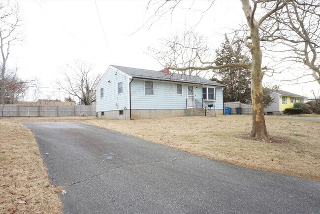 21 Heritage Cir in Falmouth, MA - Building Photo - Building Photo