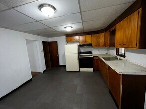 647 Edgewood Ave in Trenton, NJ - Building Photo - Building Photo