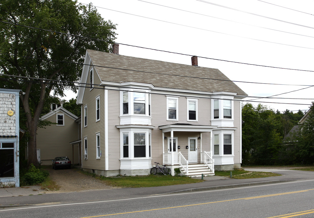 683 Union Ave in Laconia, NH - Foto de edificio