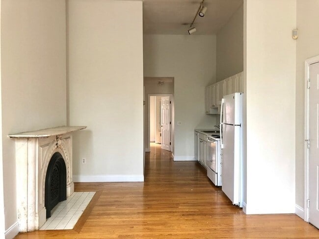 676 Tremont St in Boston, MA - Building Photo - Building Photo