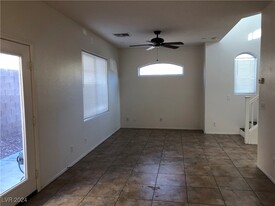 5167 Silent Valley Ct in Las Vegas, NV - Building Photo - Building Photo