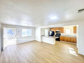 1337 California Ave in San Pablo, CA - Foto de edificio - Building Photo