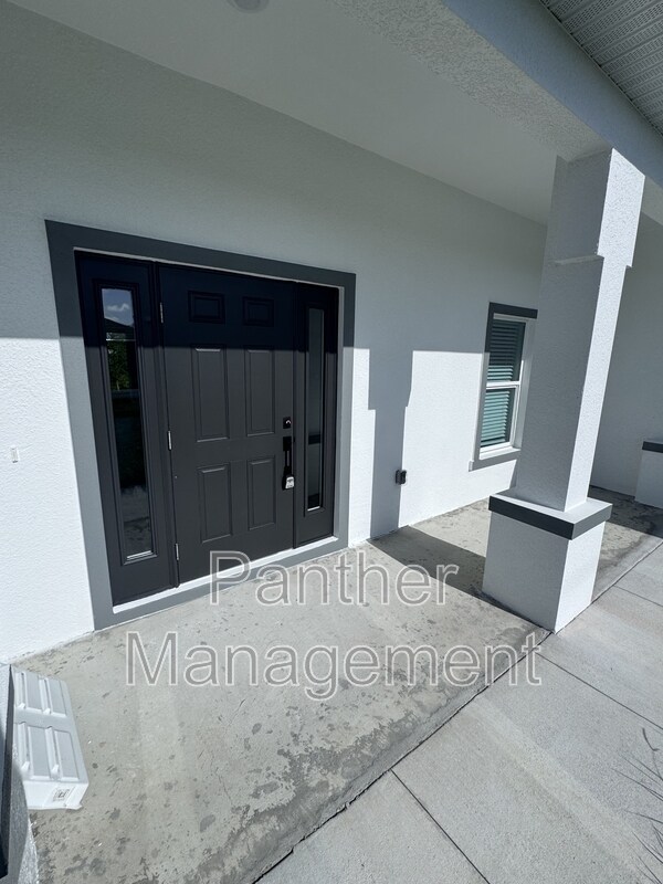 116 NW 23rd Ave in Cape Coral, FL - Building Photo - Building Photo