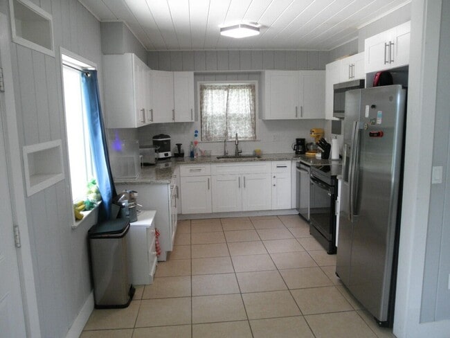 property at 431 Virginia Dr