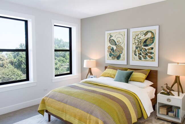 1044 46th Rd, Unit 2