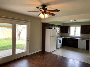 14837 Michael Dr in Leo, IN - Building Photo - Building Photo