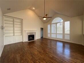 122 Catfish Cove in Dripping Springs, TX - Building Photo - Building Photo