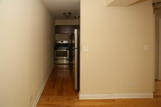 450 W Barry Ave in Chicago, IL - Building Photo - Building Photo