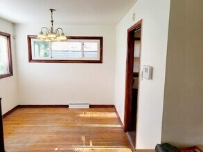 15041 Cottage Grove Ave in Dolton, IL - Building Photo - Building Photo