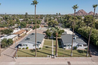 N 48th St Six-Plex in Phoenix, AZ - Building Photo - Building Photo