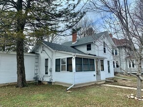 603 Milton Ave in Janesville, WI - Building Photo - Building Photo