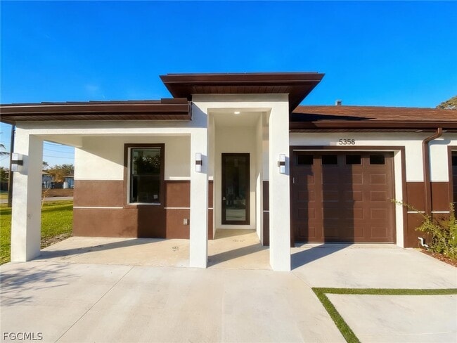 5358 30th St SW in Lehigh Acres, FL - Building Photo - Building Photo