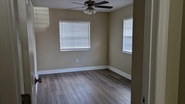 305 S Candler Ave in Orlando, FL - Building Photo - Building Photo