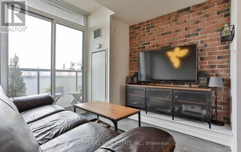 68 Abell St in Toronto, ON - Building Photo - Building Photo