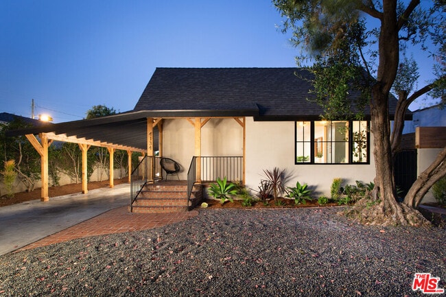 4134 Kenyon Ave in Los Angeles, CA - Foto de edificio - Building Photo