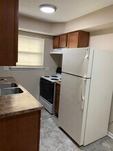 20 N Chalfant Rd, Unit A in Newark, OH - Building Photo - Building Photo