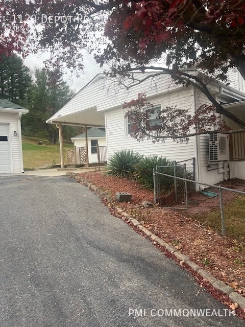 1120 Depot Rd in Blue Ridge, VA - Building Photo - Building Photo