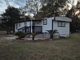 15110 Firetower Rd in Conroe, TX - Building Photo
