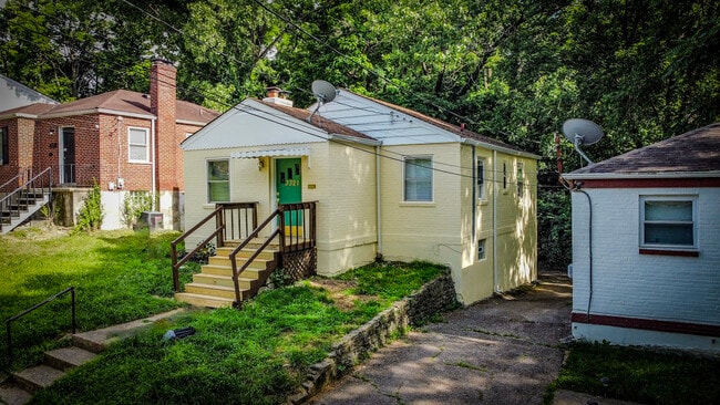 property at 3321 Freddie Dr