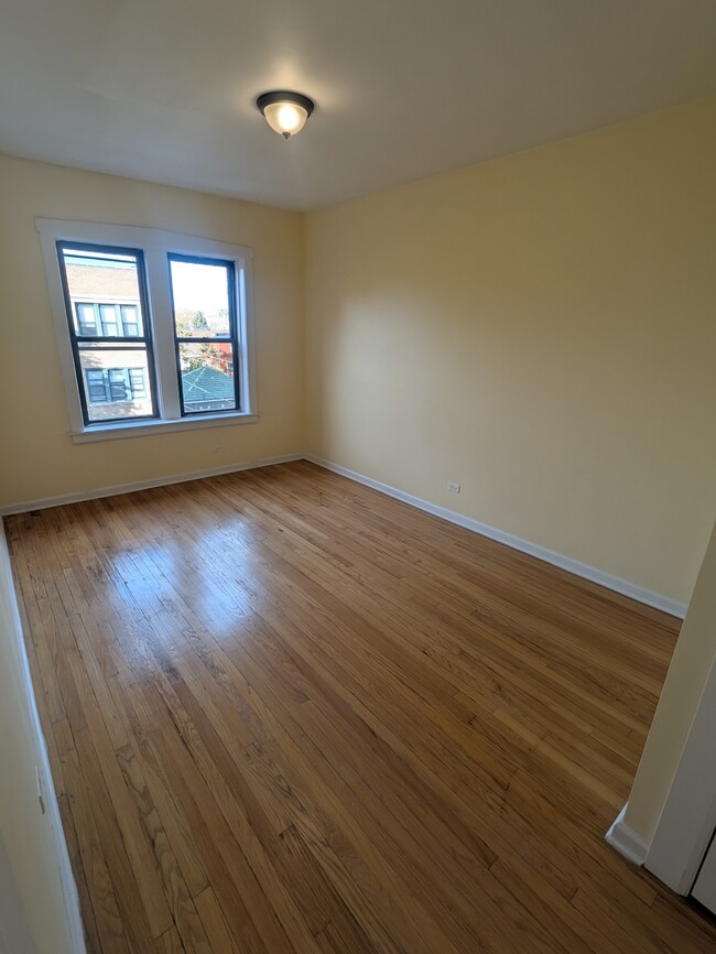 8201 S Ada St in Chicago, IL - Building Photo - Building Photo