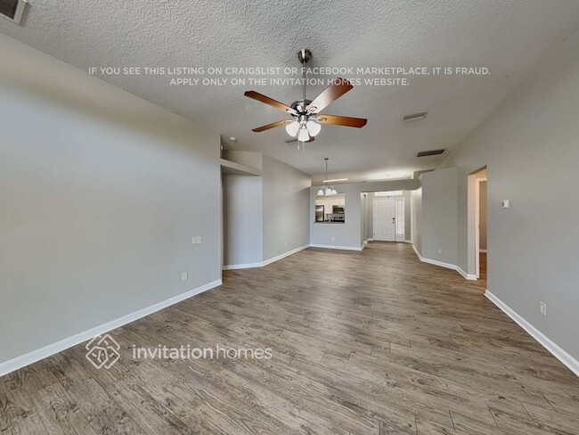 10418 Soaring Eagle Dr in Riverview, FL - Building Photo - Building Photo