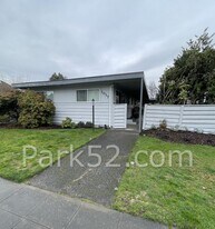 1017 N K St in Tacoma, WA - Building Photo