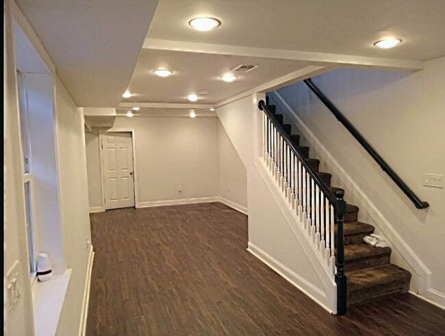 property at 1220 Owens Rd