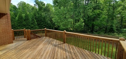 1410 Bearhollow Rd in Greensboro, NC - Building Photo - Building Photo
