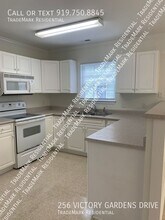 256 Victory Gardens Dr in Wilmington, NC - Building Photo - Building Photo