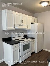 220 Chandler Ave in Evansville, IN - Building Photo - Building Photo