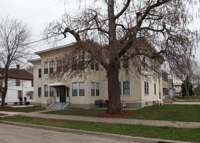 1401-1403 3rd St NE Apartments