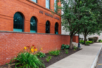 One Webster's Landing in Syracuse, NY - Building Photo - Building Photo