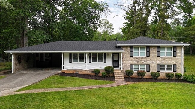 property at 3925 Chicamauga Dr