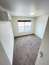 1026 SE 6th Ave in Albany, OR - Building Photo - Building Photo