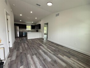 14 Locust Rad in Ocala, FL - Foto de edificio - Building Photo