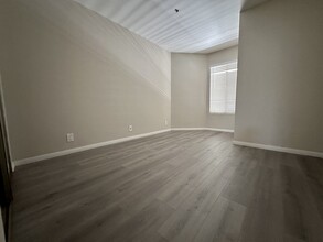 8722 Burton Way in Los Angeles, CA - Building Photo - Building Photo