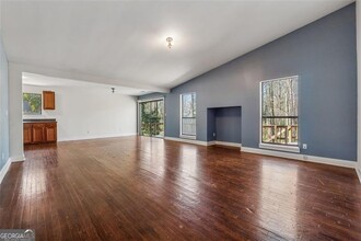 5045 Carole Pl SW in Stone Mountain, GA - Building Photo - Building Photo
