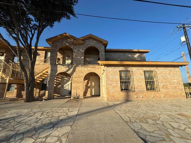 property at 4502 Llano Rd