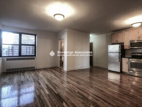 700 Fort Washington Ave in New York, NY - Building Photo - Building Photo