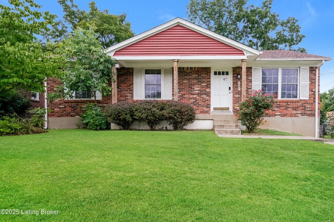 property at 8204 Rochelle Rd