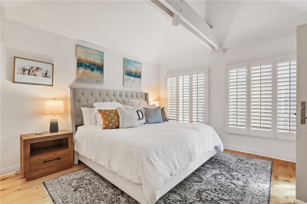 2540 Bungalow Pl in Newport Beach, CA - Building Photo
