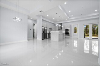 3990 27th Ave NE in Naples, FL - Building Photo - Building Photo