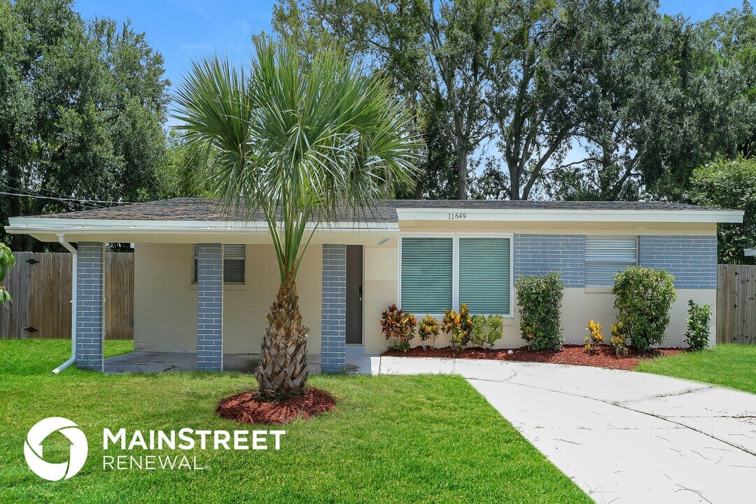 11649 Cape Horn Ave in Jacksonville, FL - Foto de edificio