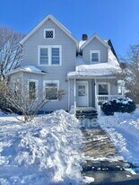 26 Kinney Ave in Norwich, CT - Building Photo