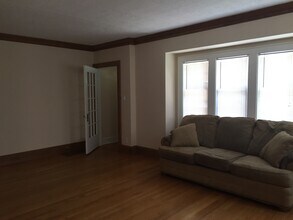 3469 N Cramer St, Unit 1 in Milwaukee, WI - Foto de edificio - Building Photo